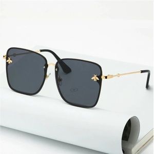 Fashion Oversized Square Women’s Sunglasses